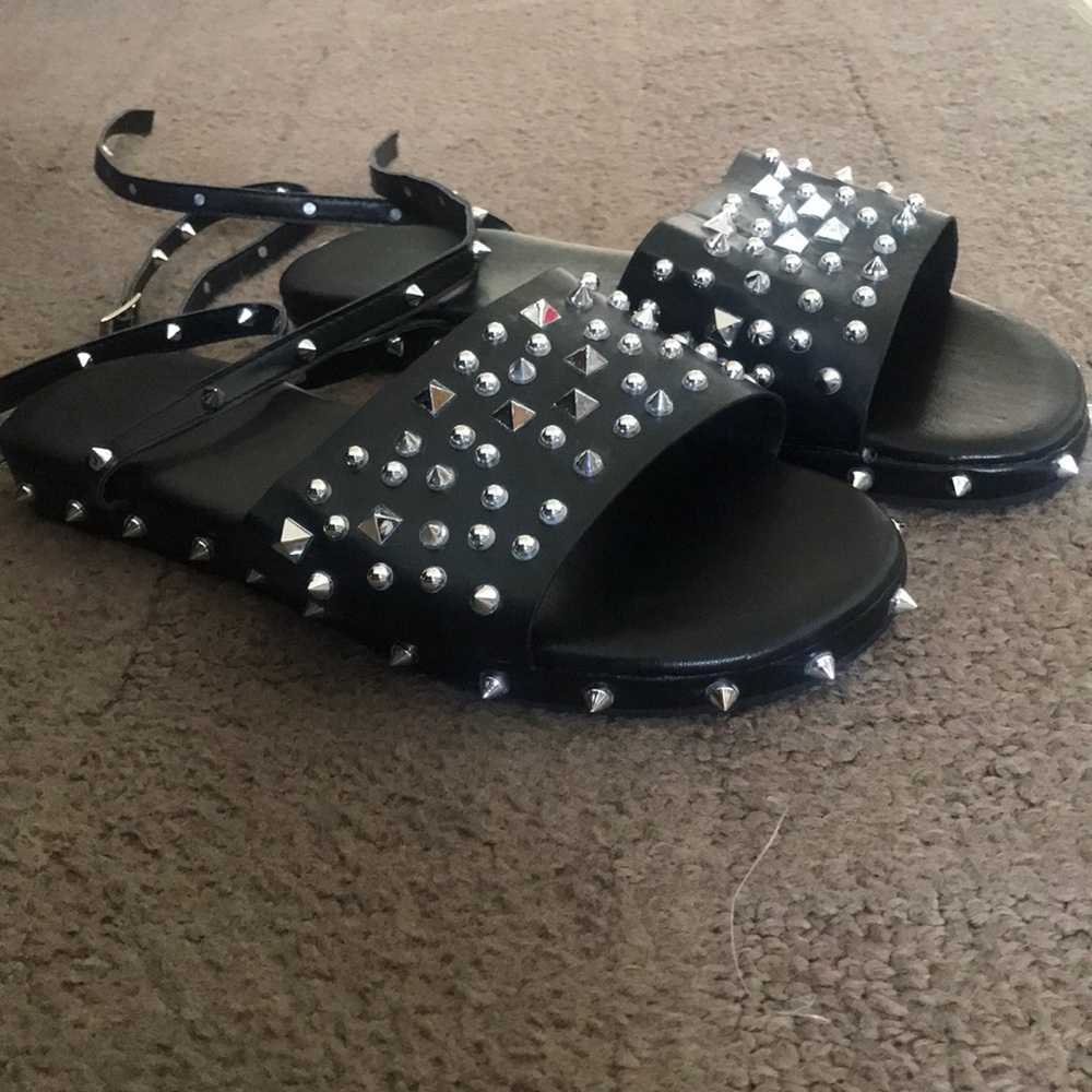 Laced Studded Sandals ✨